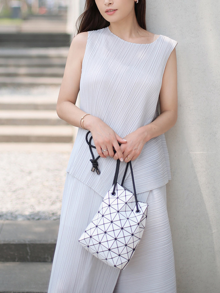 Dames Lichtgrijs Geplooid Mouw - Asymmetric Top Women recensie en prijs