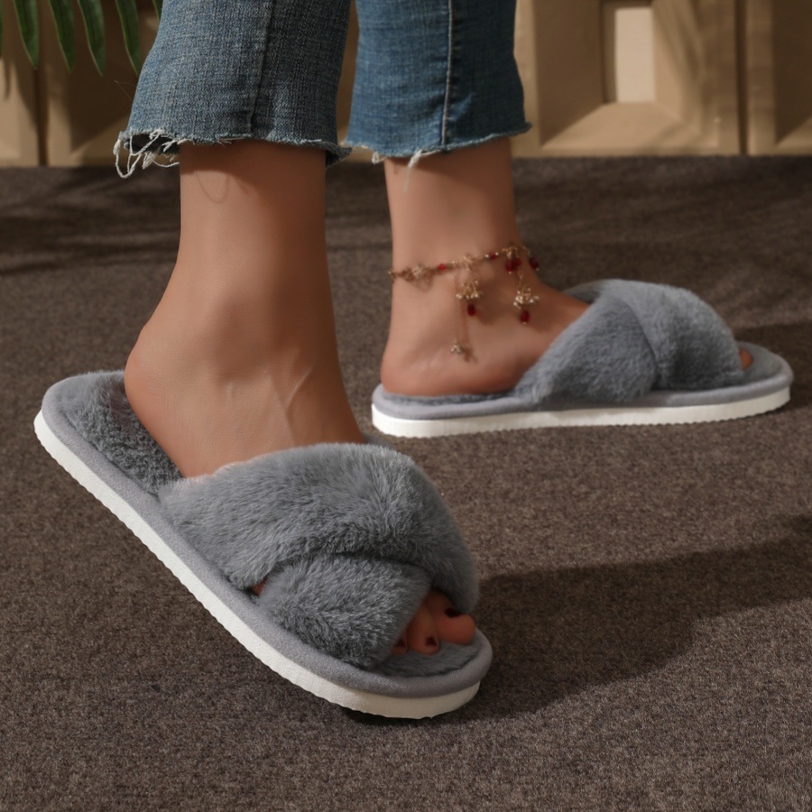 Home Fuzzy Cross Slipper Dames - Women'S Fashion Winter 2025 recensie en prijs