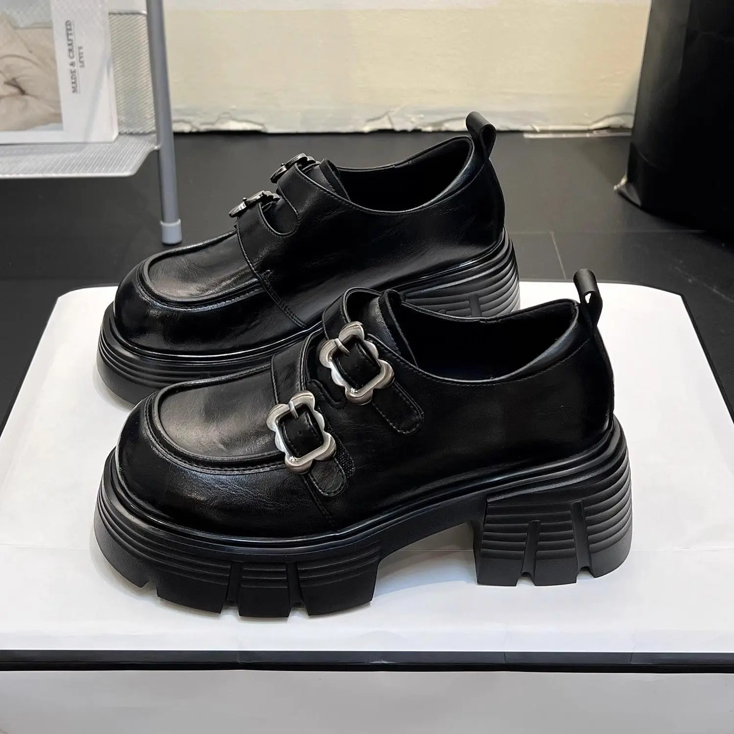 Schoenen voor Dames Nieuwe Kwa - Women'S Fashion Trends Autumn 2025 recensie en prijs